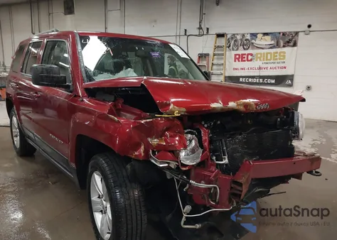 2014 Jeep Patriot Latitude из США, поврежденный, VIN 1C4NJRFB4ED884900